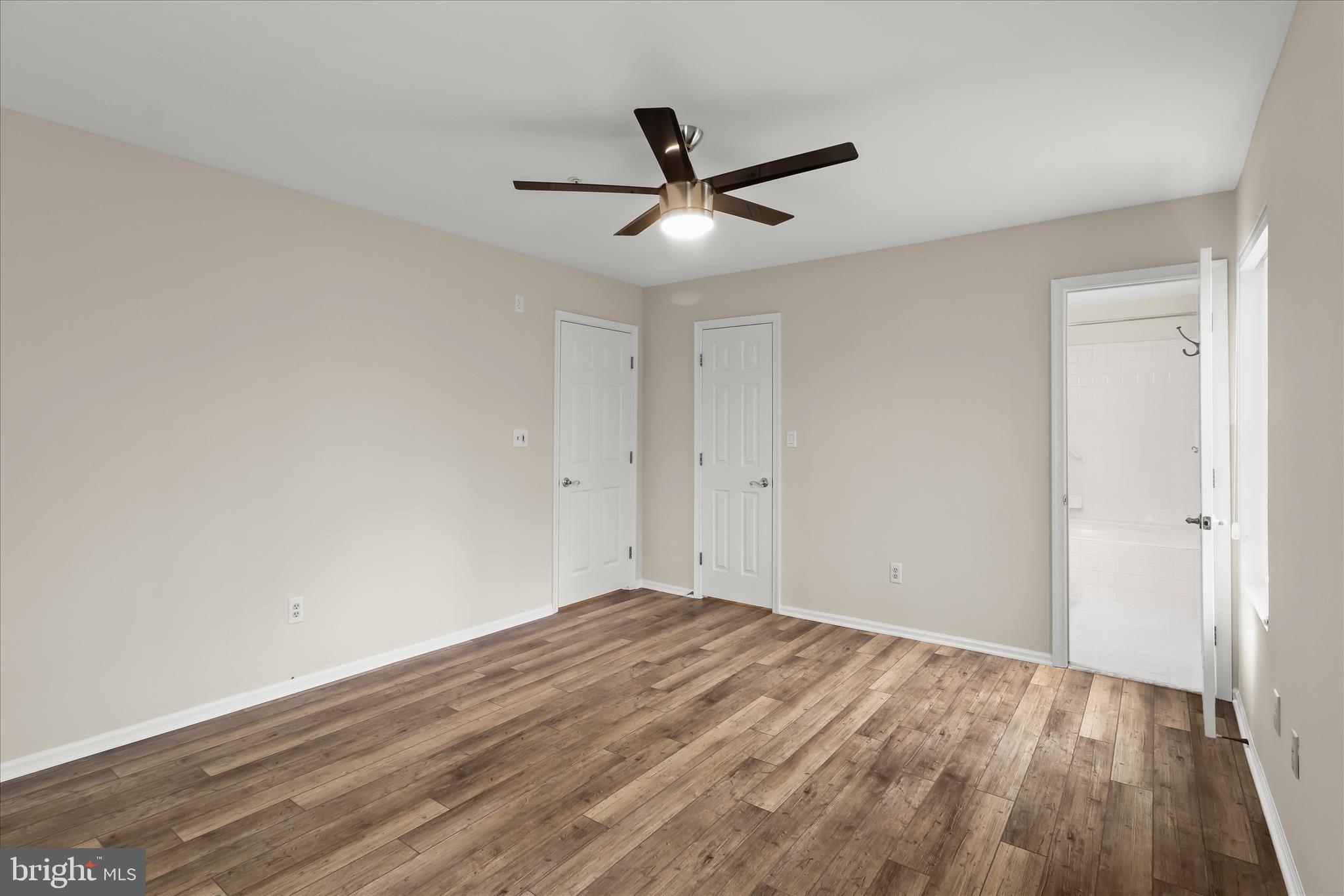 ENGLISH COUNTRY MANOR - Residential