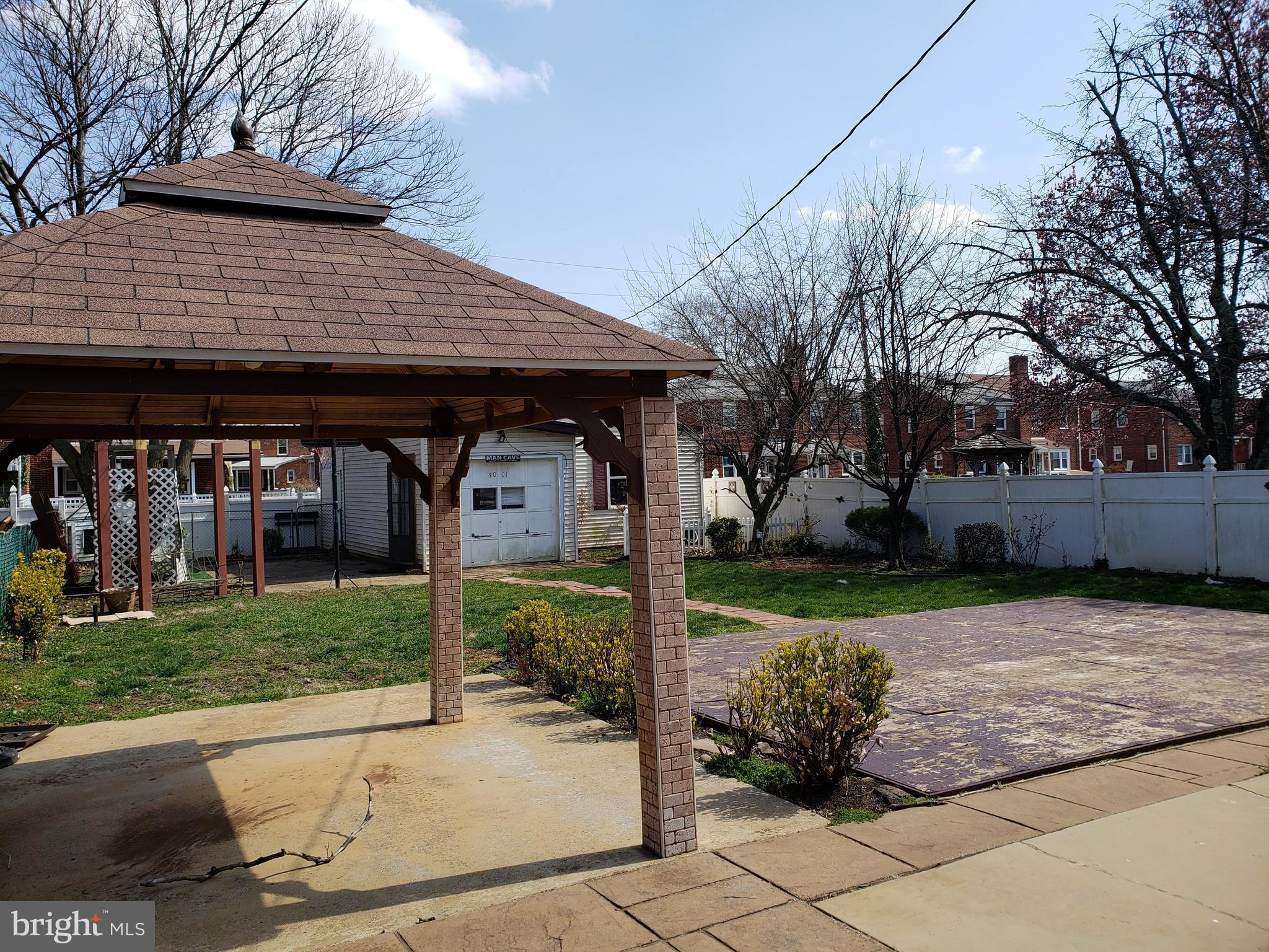 UPPER PARK HEIGHTS - Residential