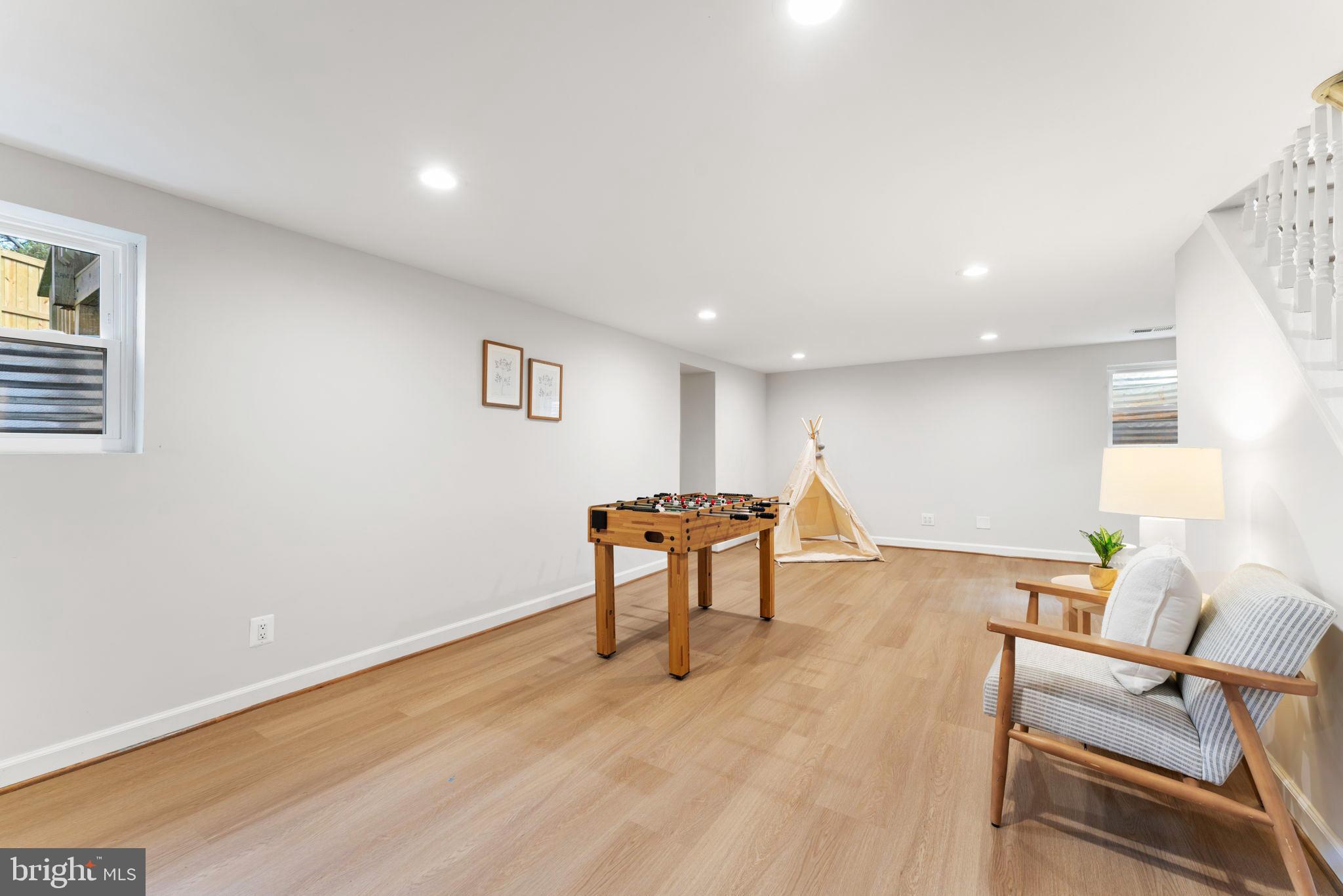 WOODMOOR - Residential