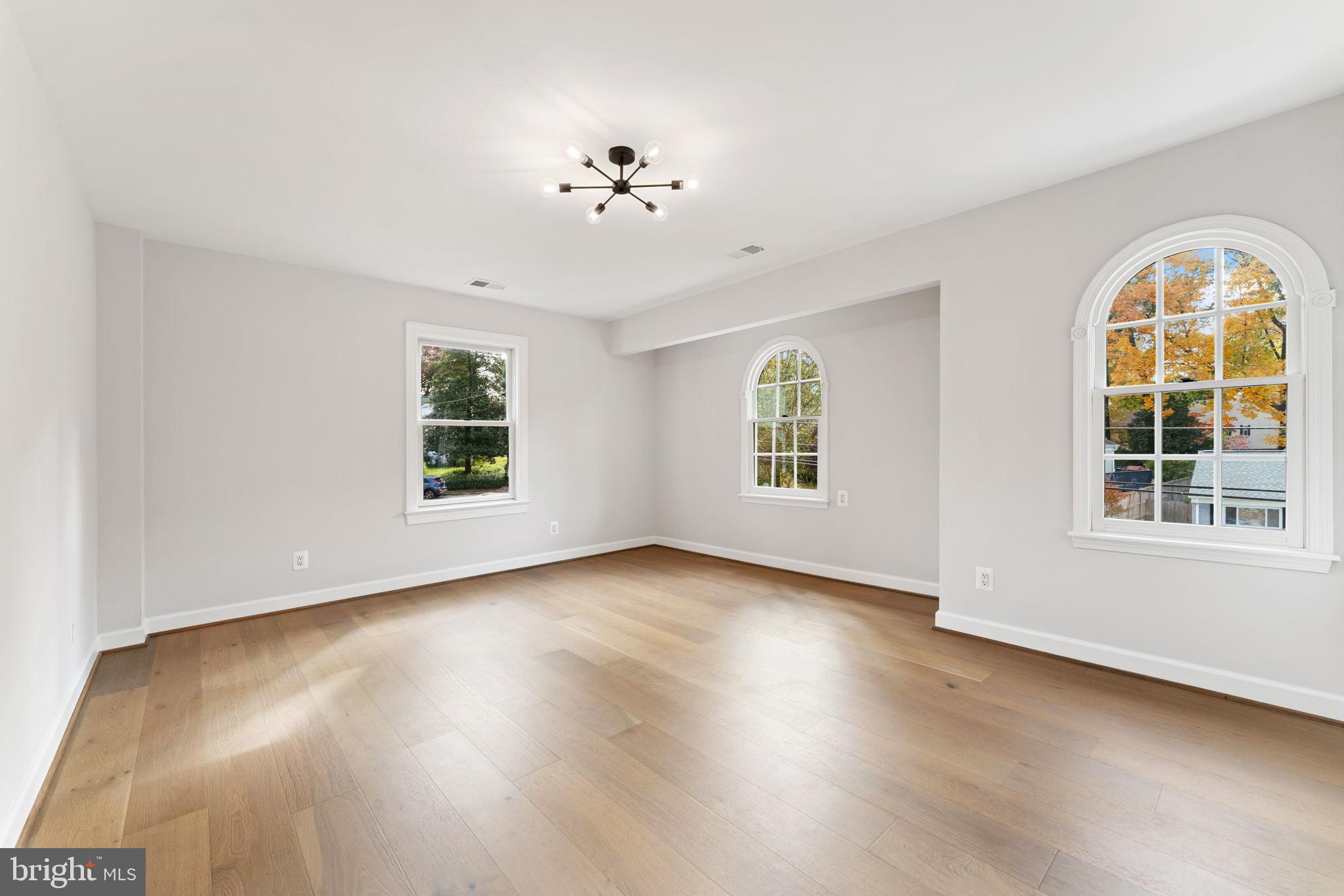 WOODMOOR - Residential