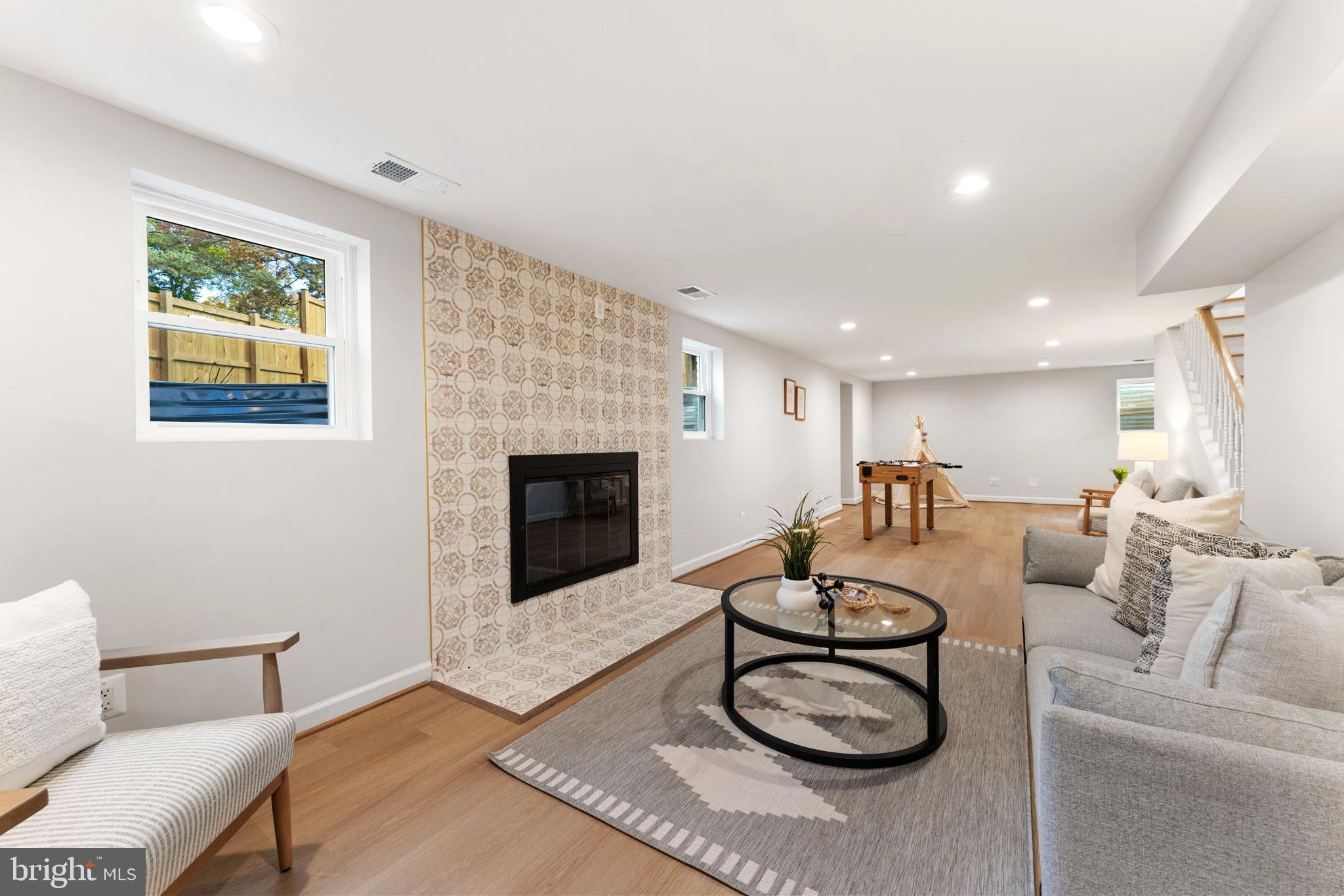 WOODMOOR - Residential