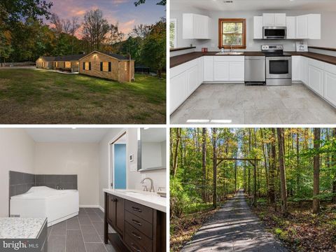 303 KING JAMES COURT UPPER MARLBORO MD 20774