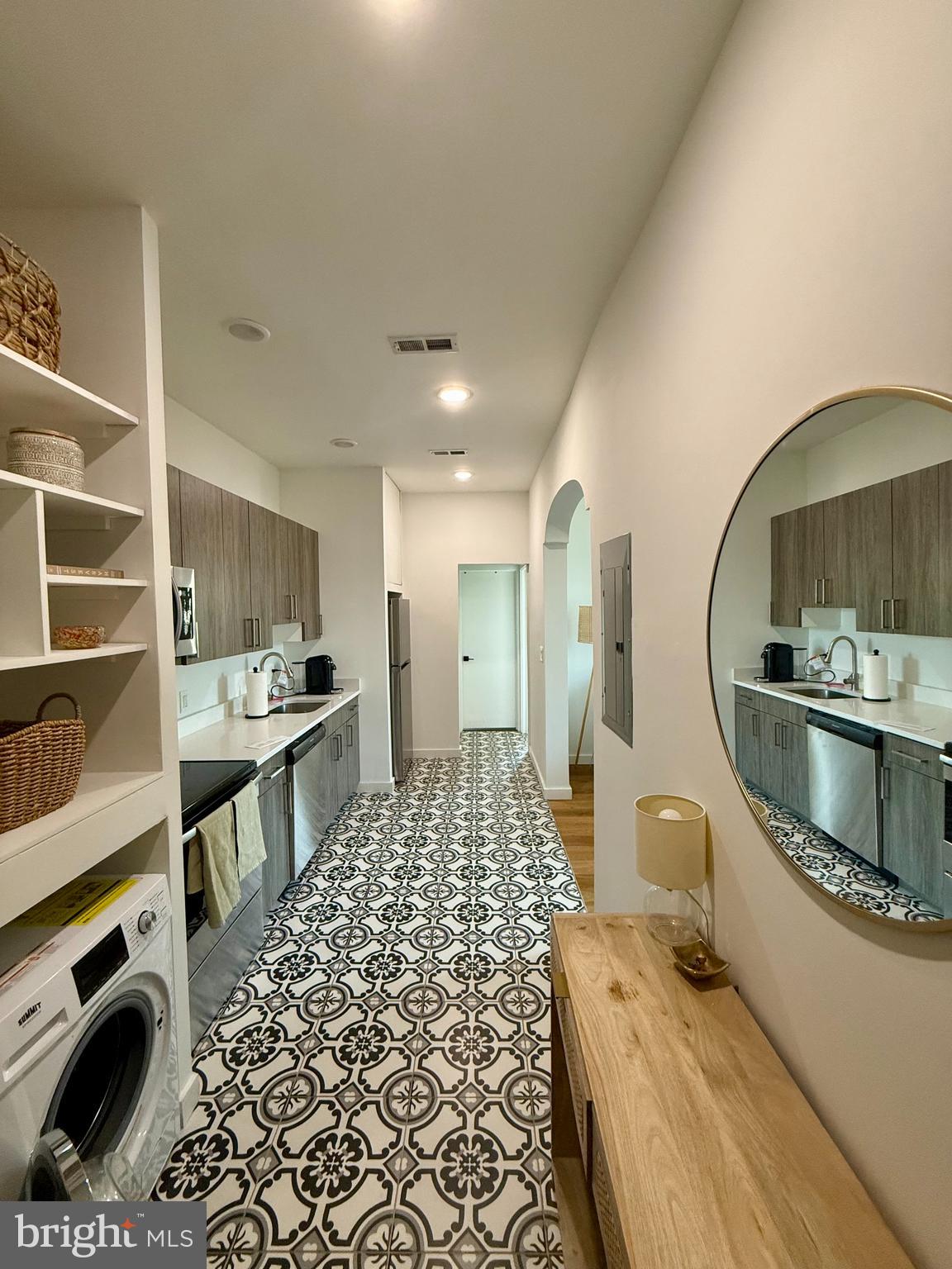 RITTENHOUSE SQUARE - Commercial Sale