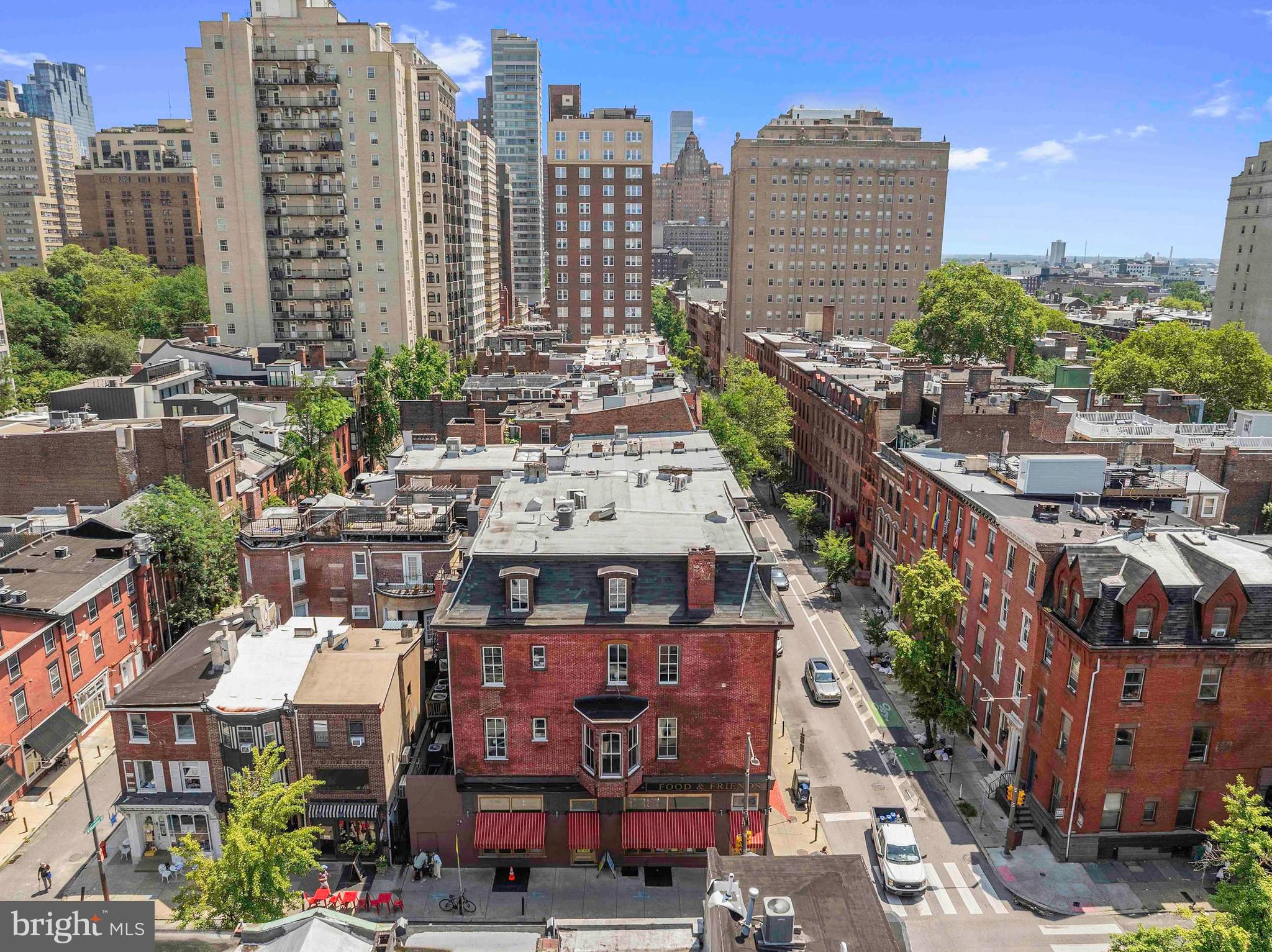 RITTENHOUSE SQUARE - Commercial Sale