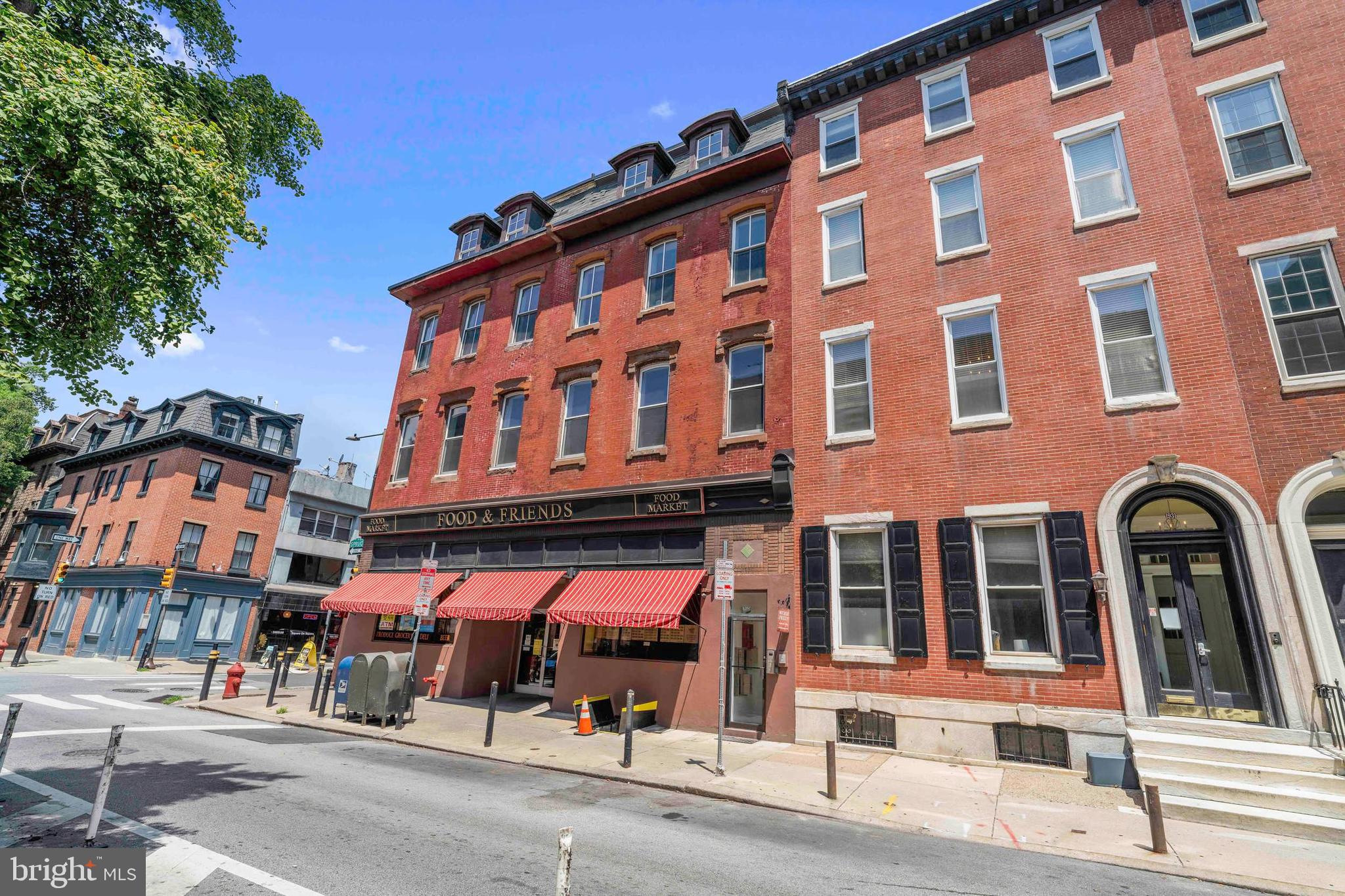 RITTENHOUSE SQUARE - Commercial Sale