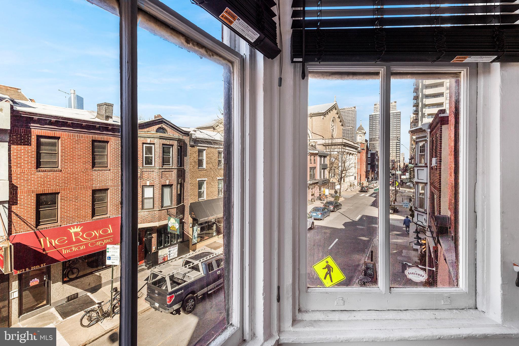 RITTENHOUSE SQUARE - Commercial Sale