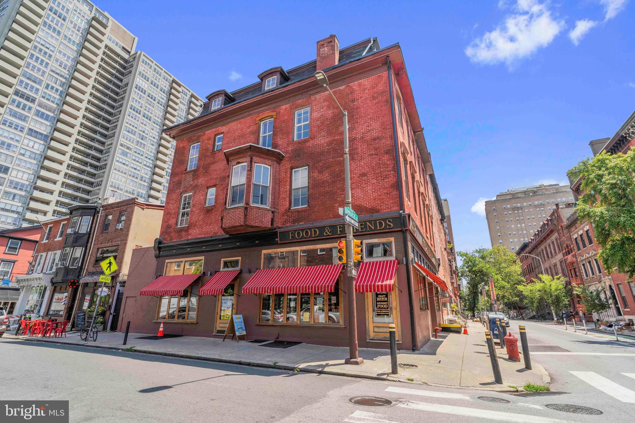 RITTENHOUSE SQUARE - Commercial Sale