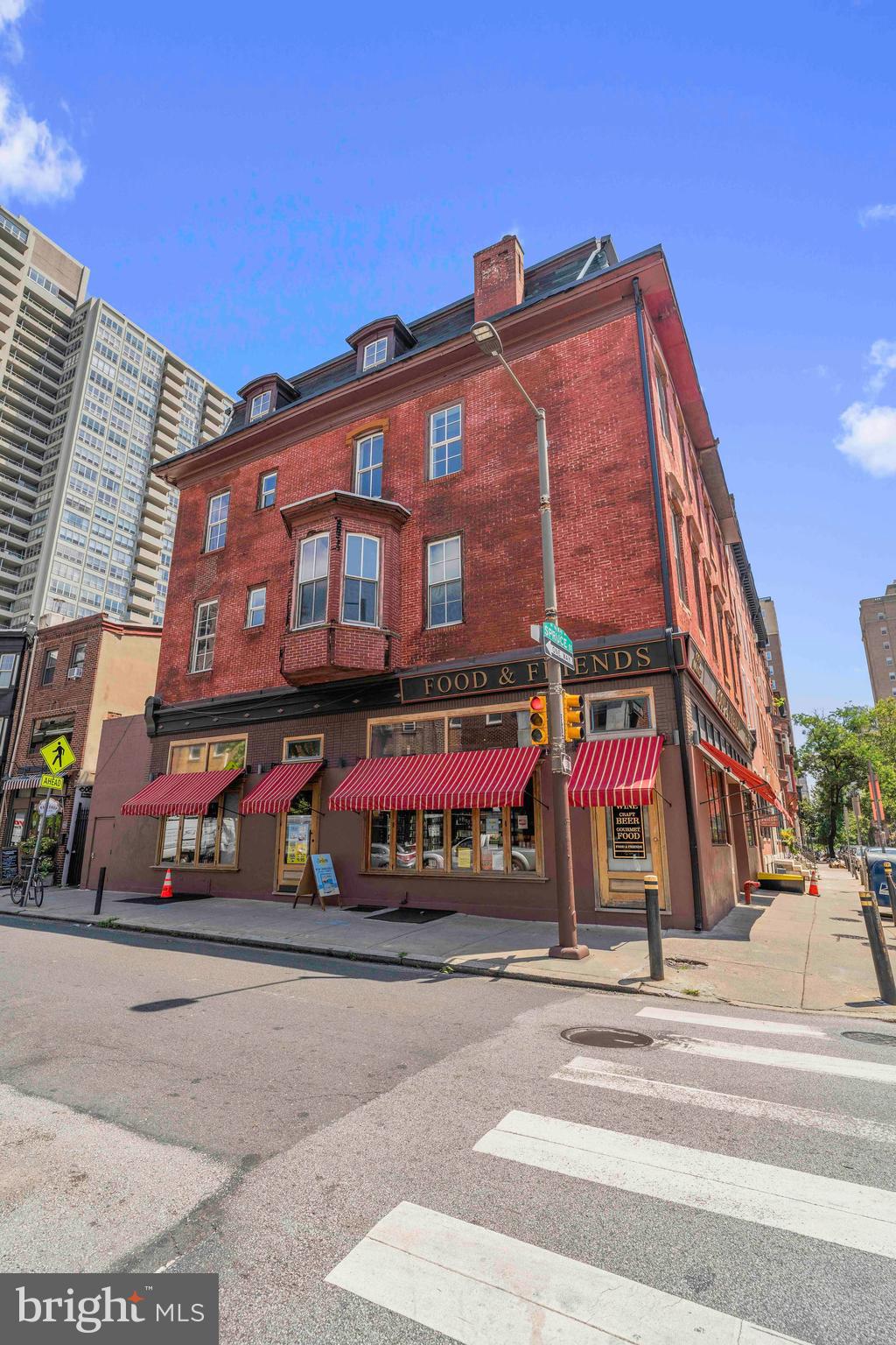 RITTENHOUSE SQUARE - Commercial Sale
