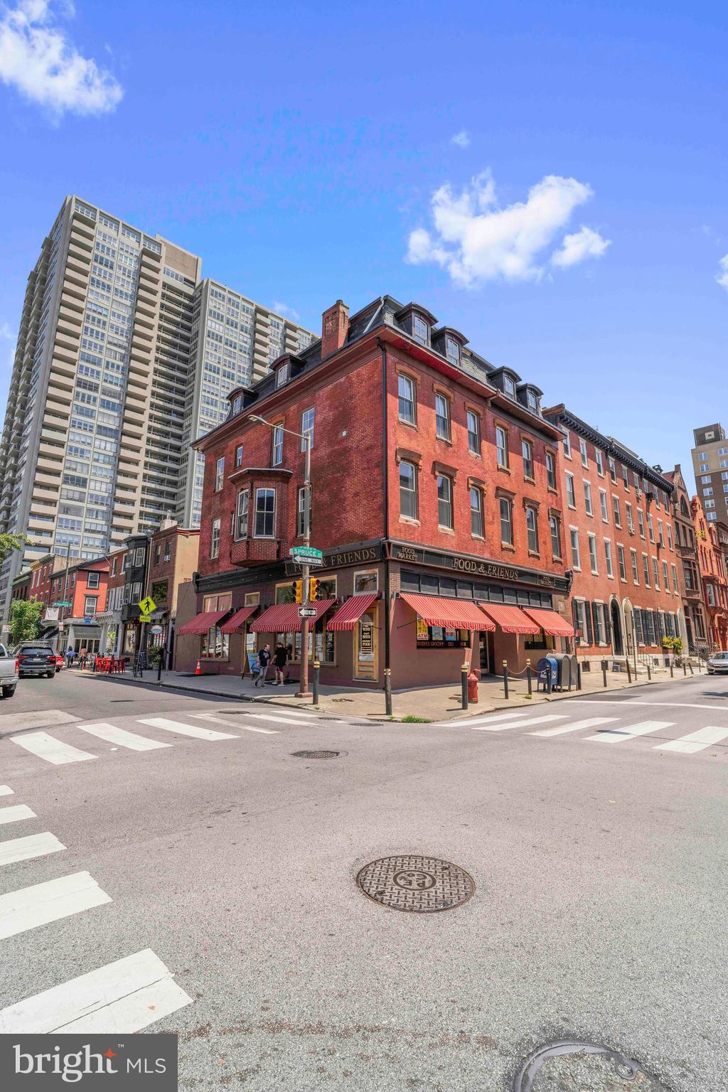 RITTENHOUSE SQUARE - Commercial Sale