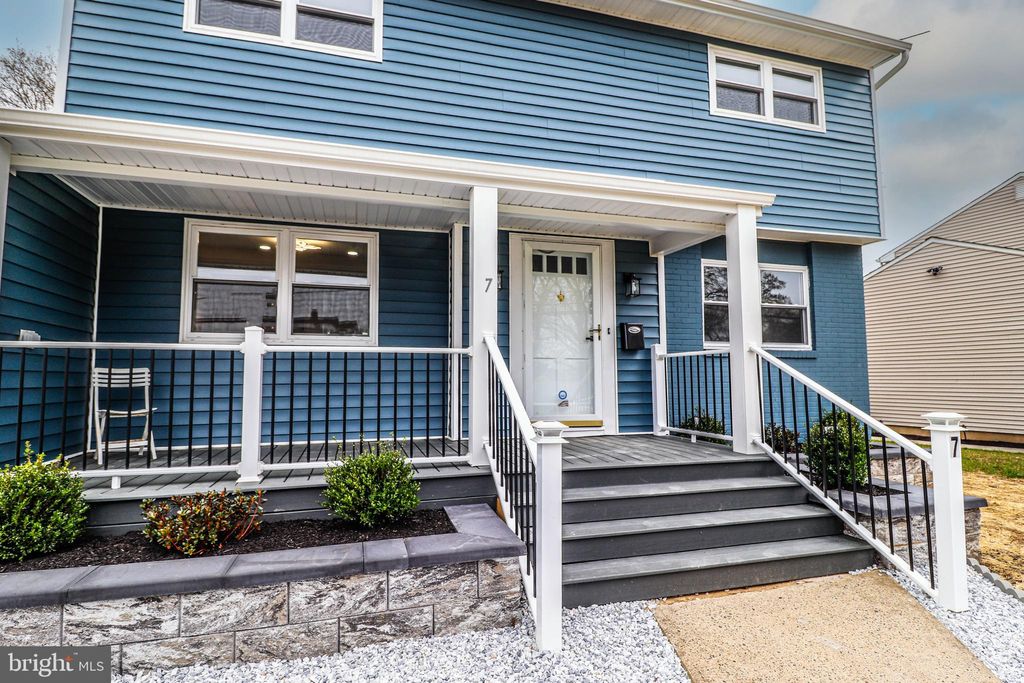 Photo of 7 Walt Whitman Way, HAMILTON, NJ 08690 (MLS # NJME2069068)