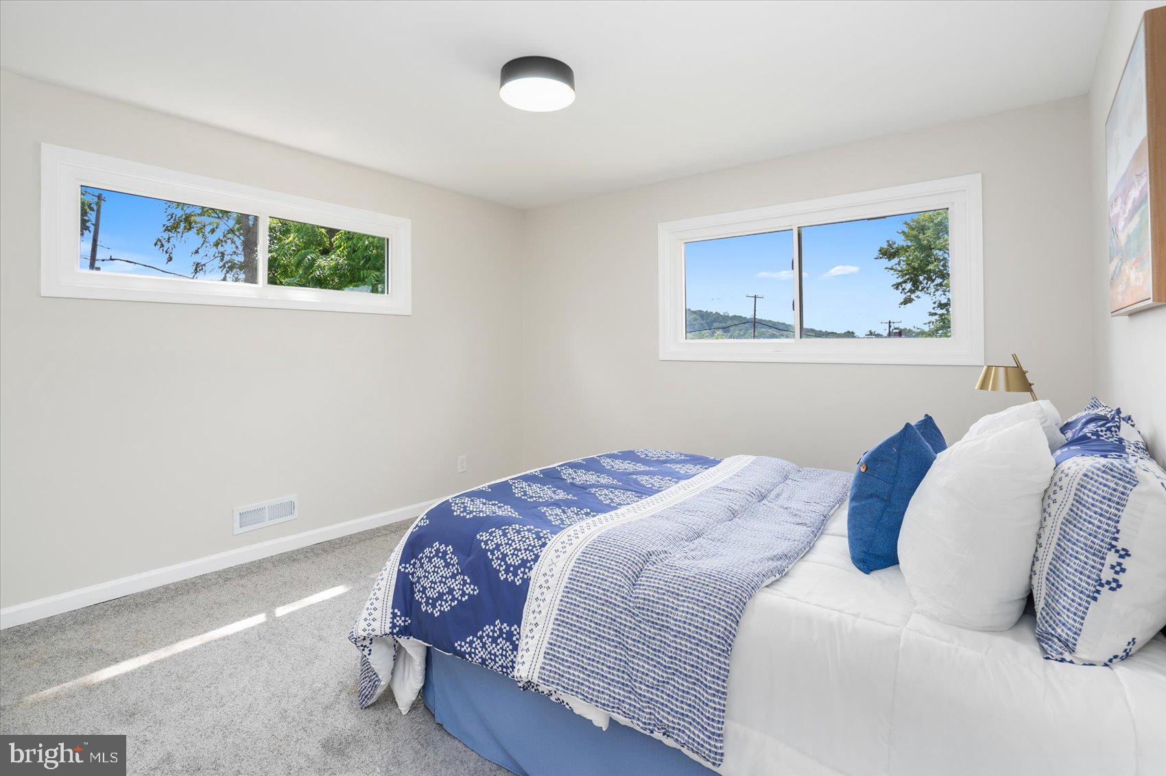 LUTHERVILLE - Residential