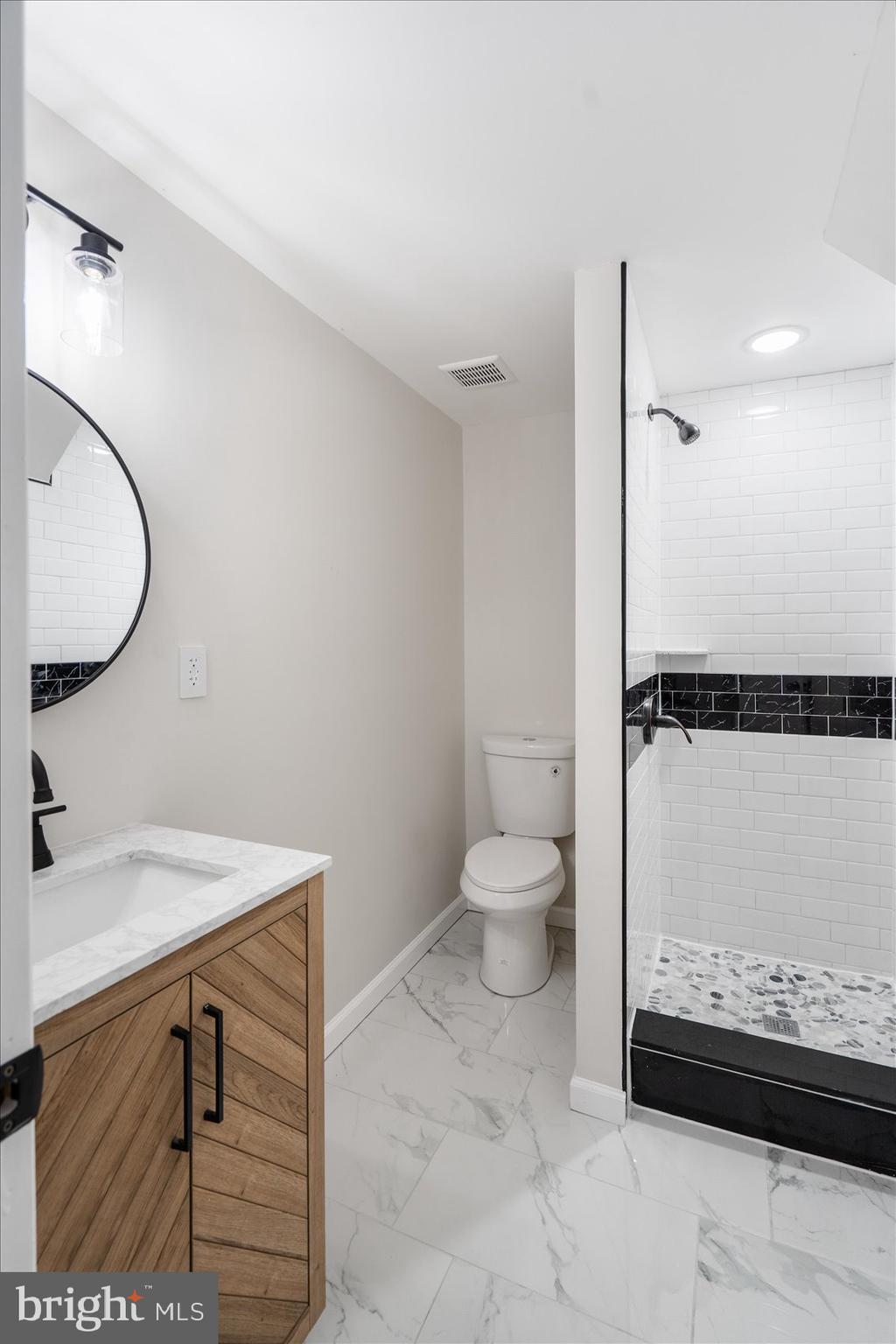 LUTHERVILLE - Residential