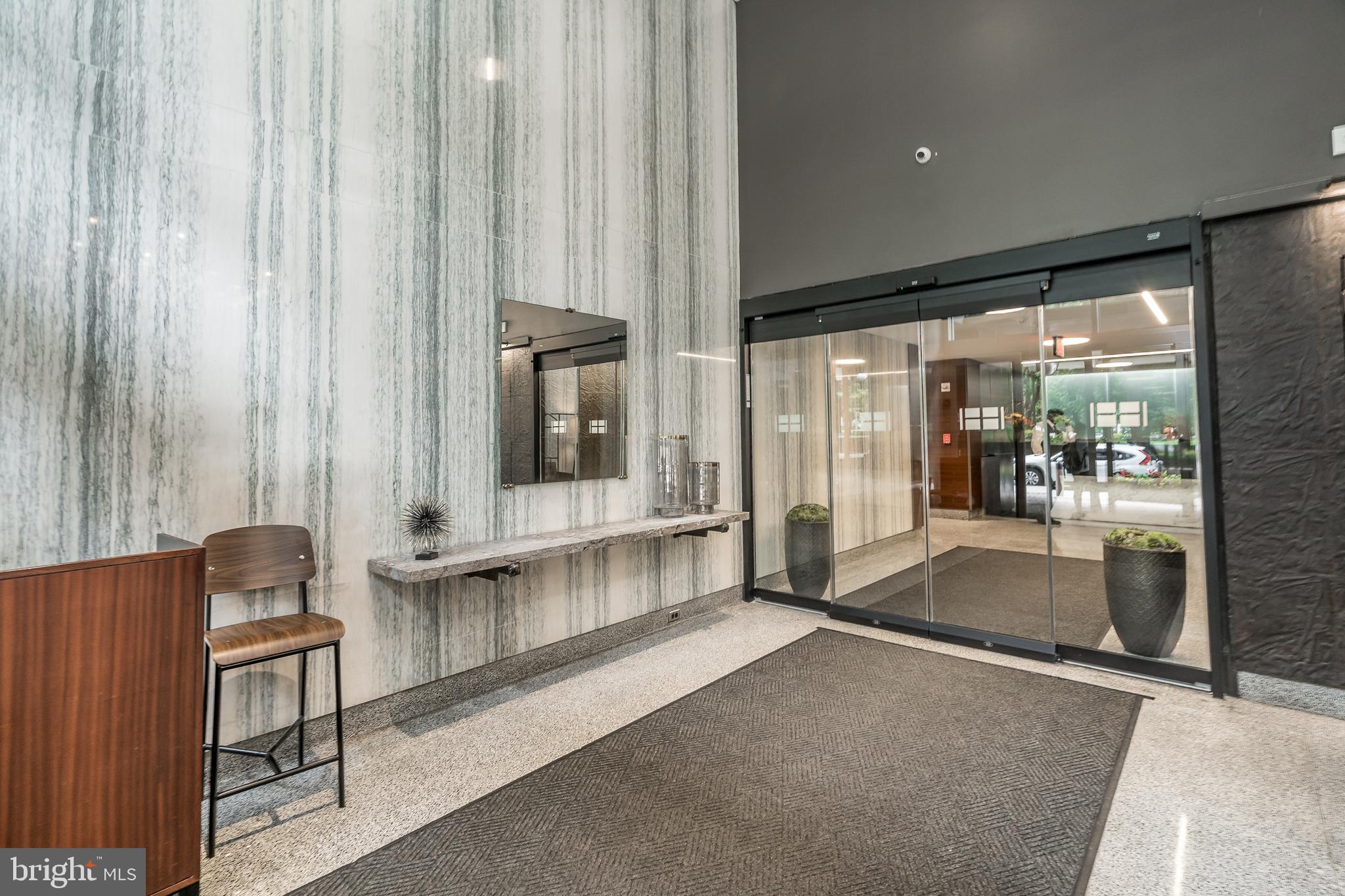 WASHINGTON SQ - Residential Lease