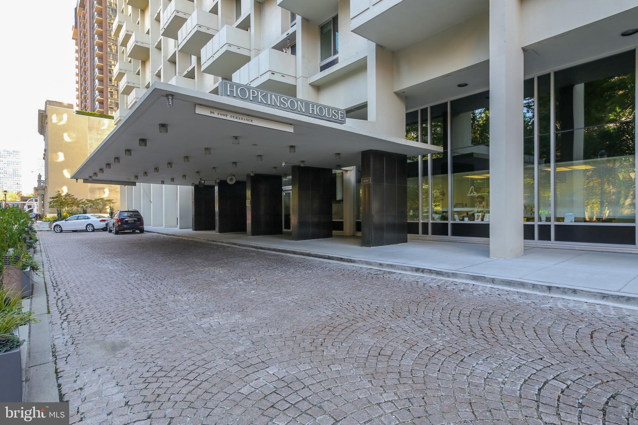 WASHINGTON SQ - Residential Lease