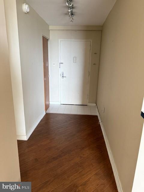 WASHINGTON SQ - Residential Lease