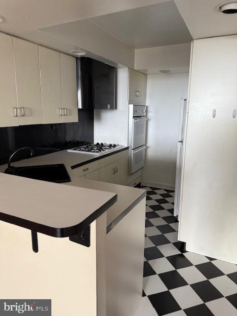 WASHINGTON SQ - Residential Lease
