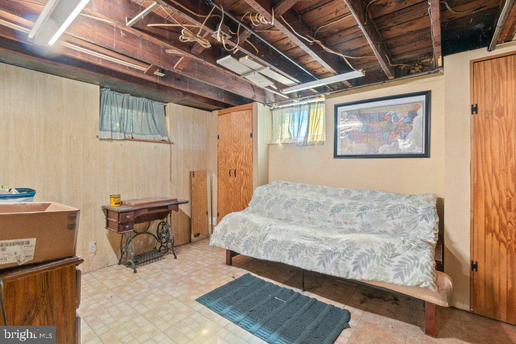 ARUNDEL VILLAGE - Residential