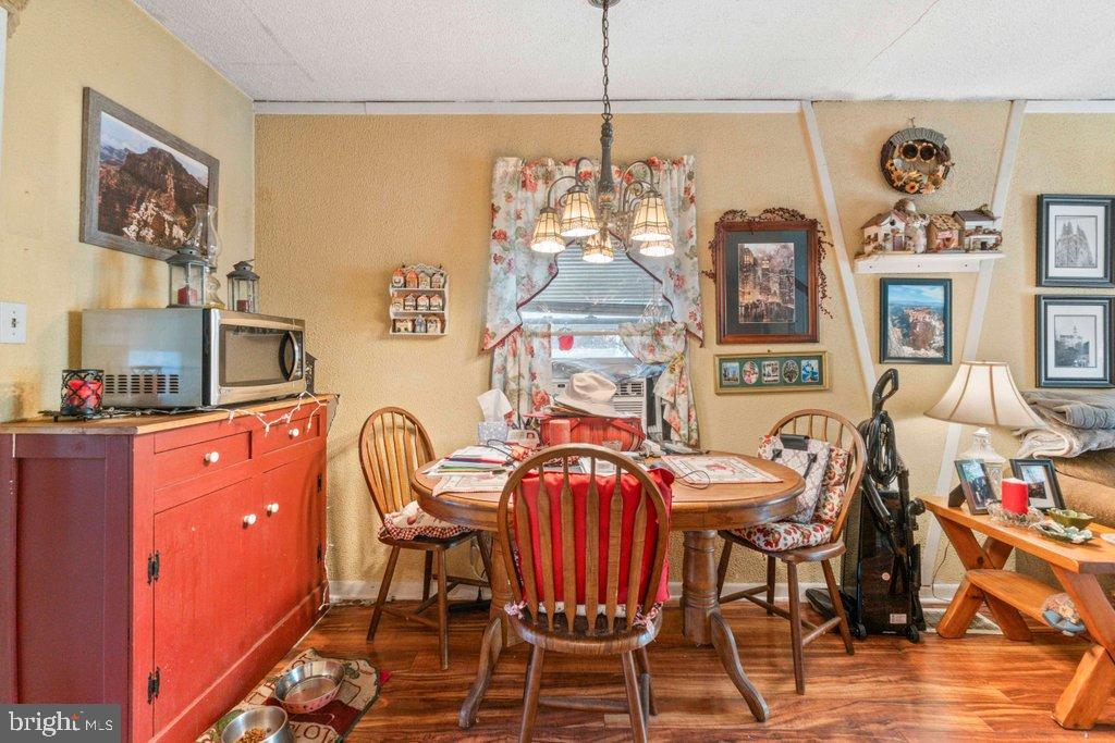 ARUNDEL VILLAGE - Residential