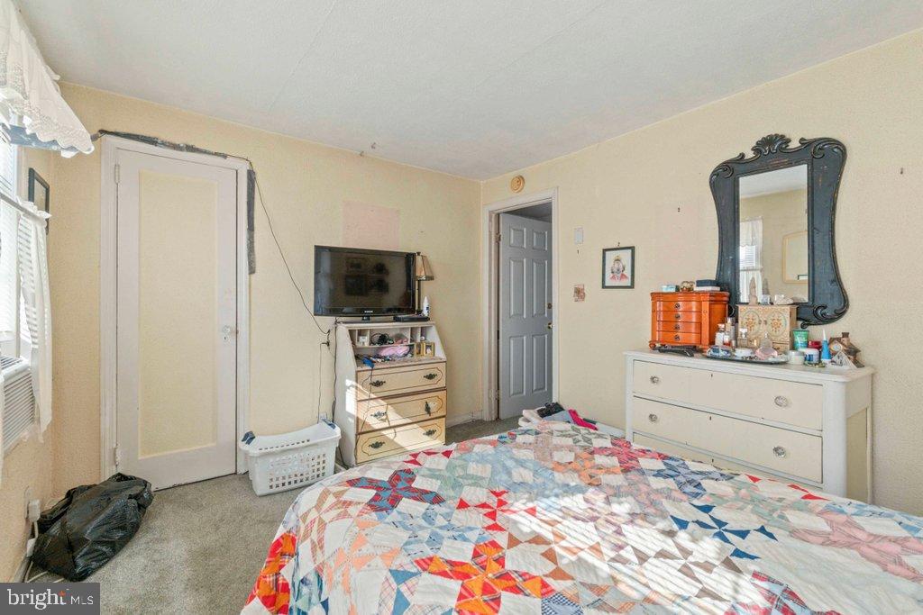 ARUNDEL VILLAGE - Residential