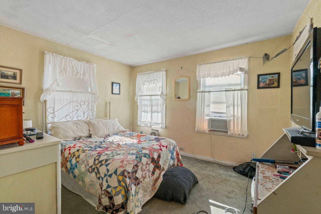 ARUNDEL VILLAGE - Residential