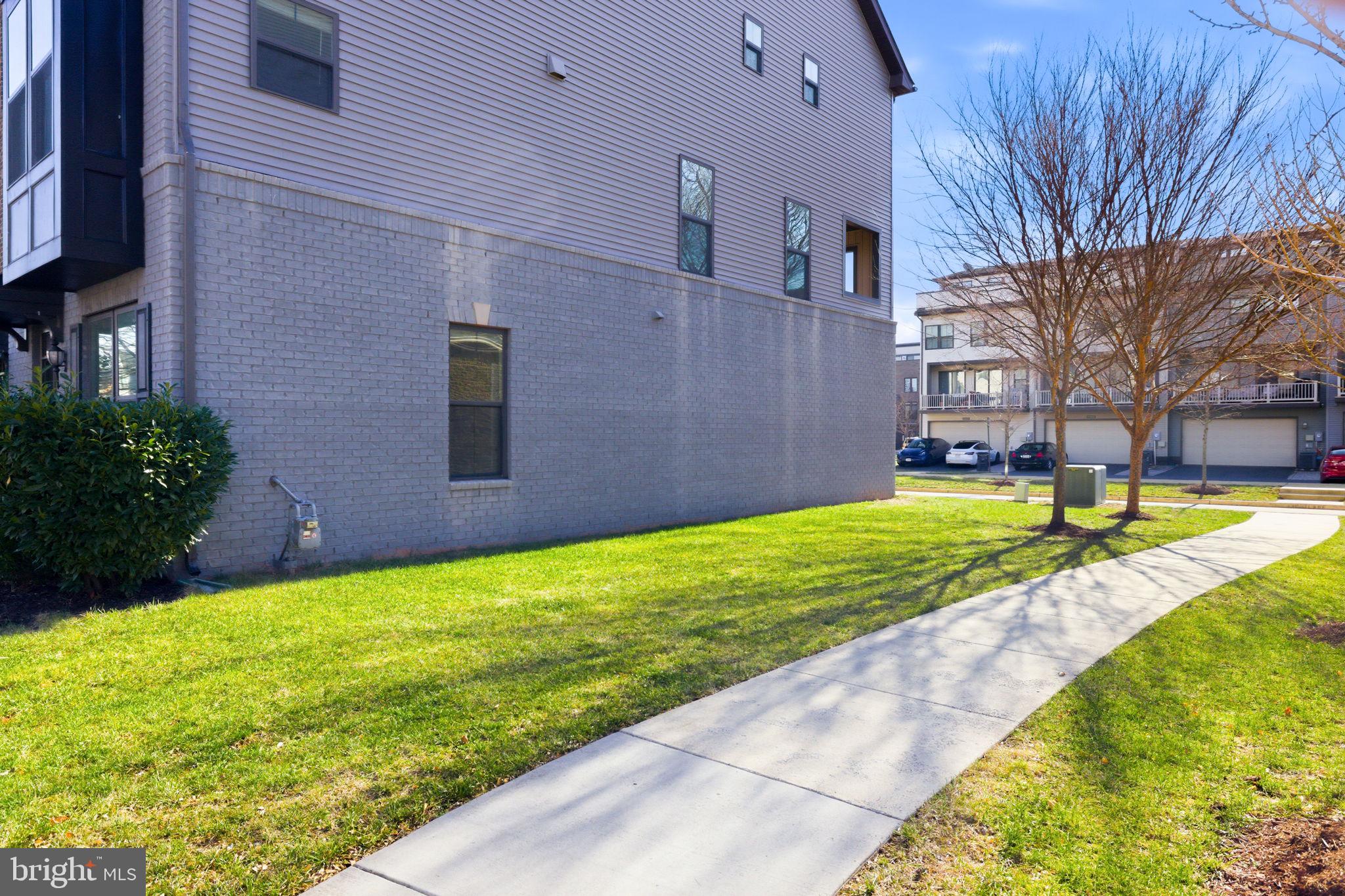 WESTMOORE - Residential