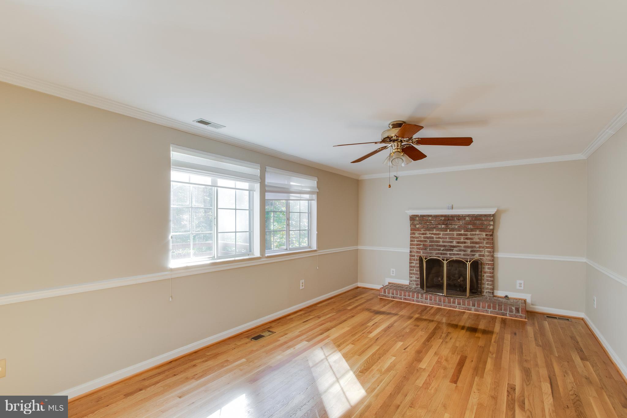 WALTON - Residential