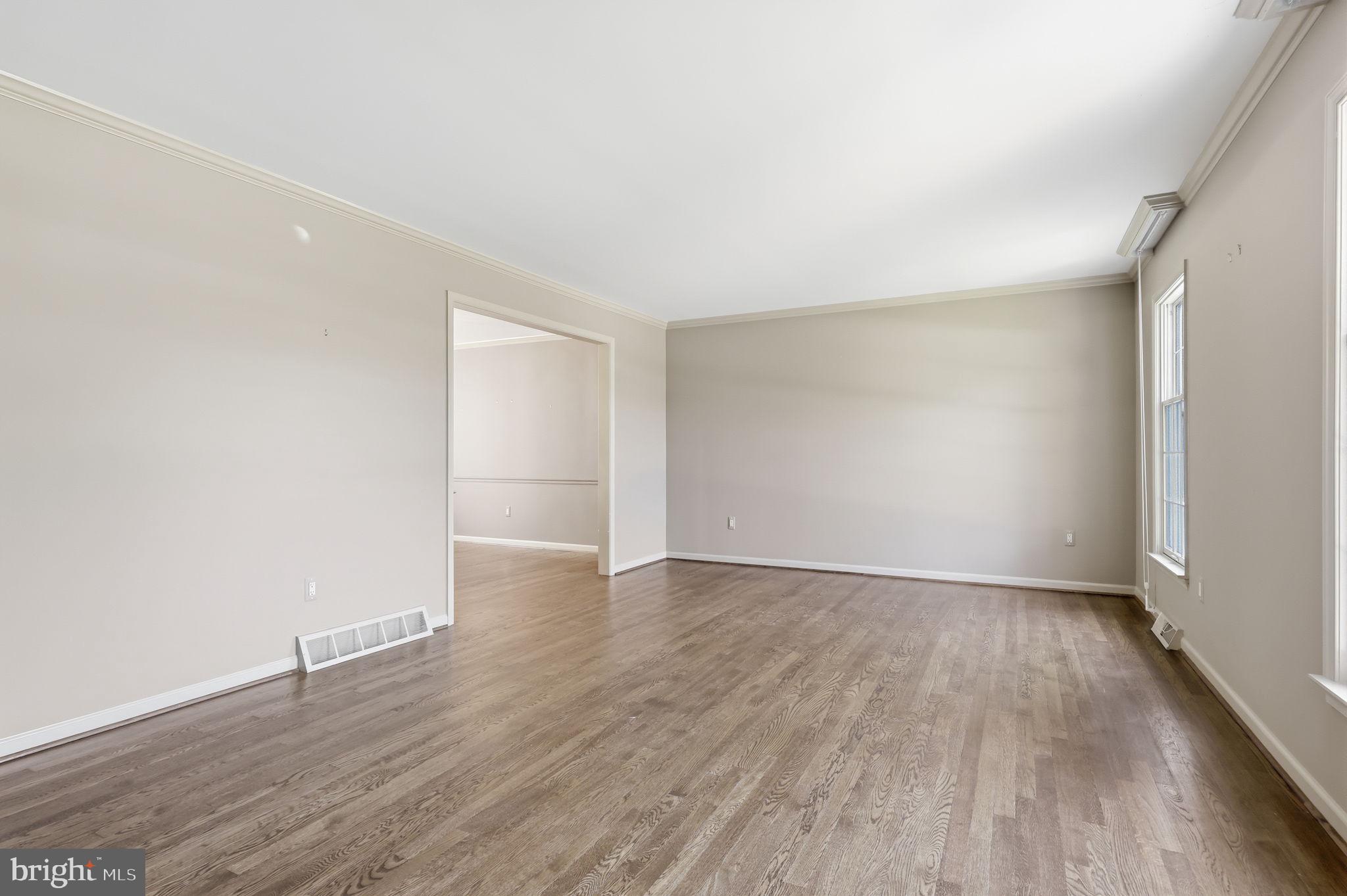 ROBBINS PARK - Residential