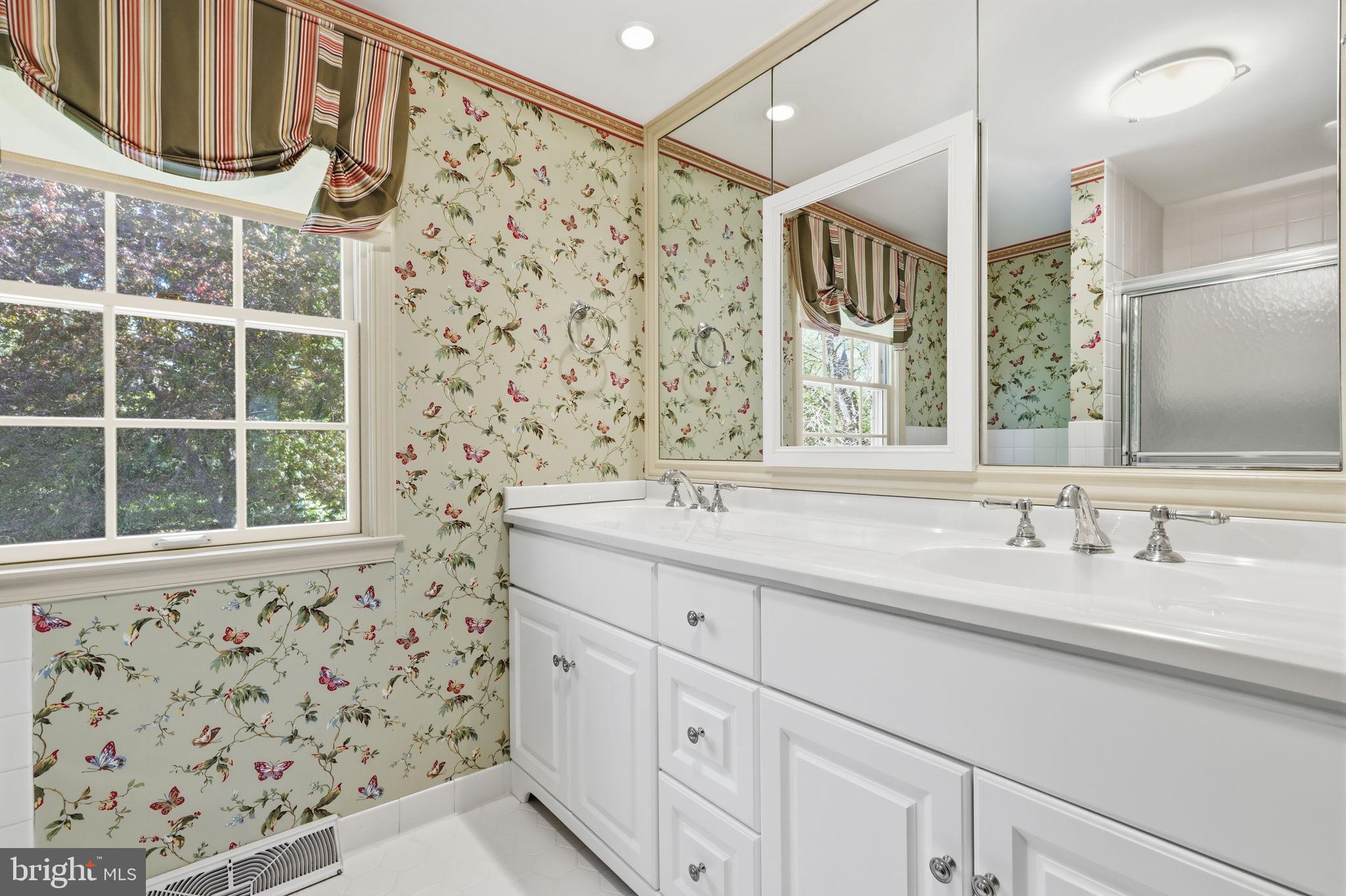 ROBBINS PARK - Residential