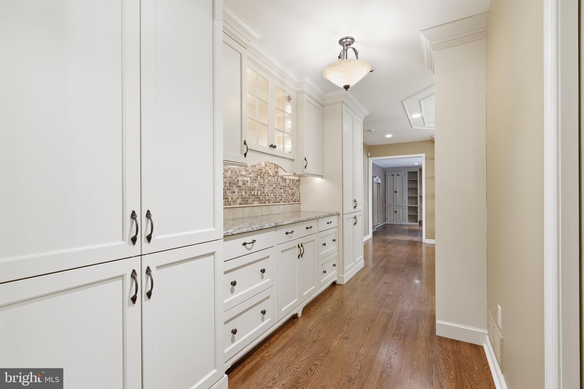 ROBBINS PARK - Residential