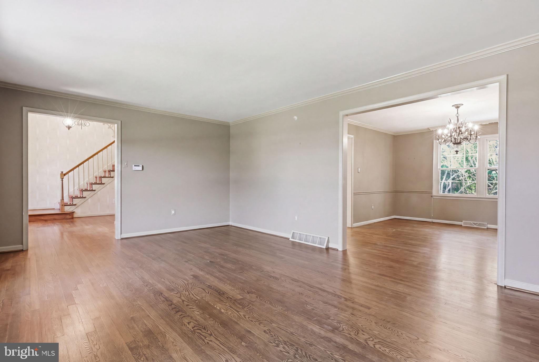 ROBBINS PARK - Residential