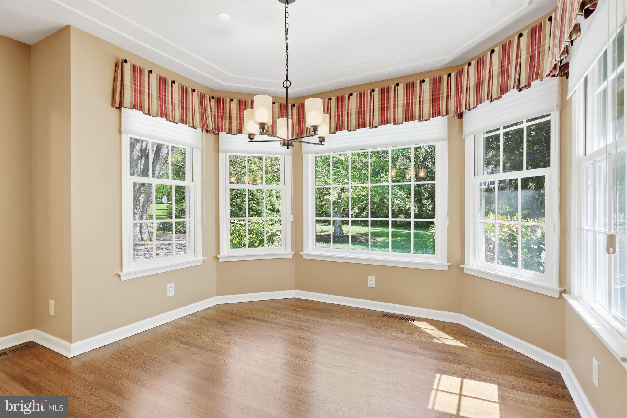 ROBBINS PARK - Residential