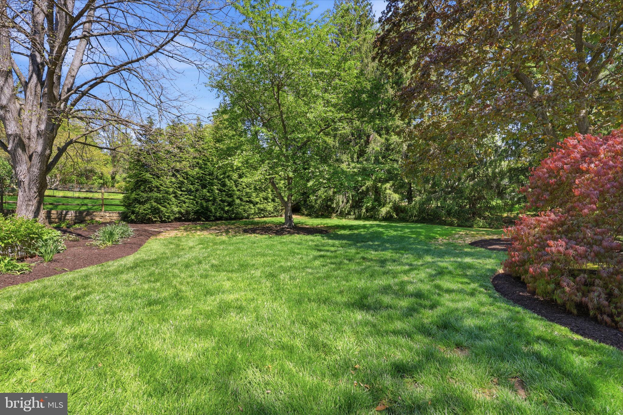 ROBBINS PARK - Residential