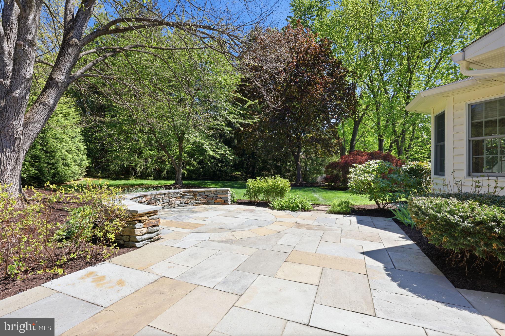 ROBBINS PARK - Residential