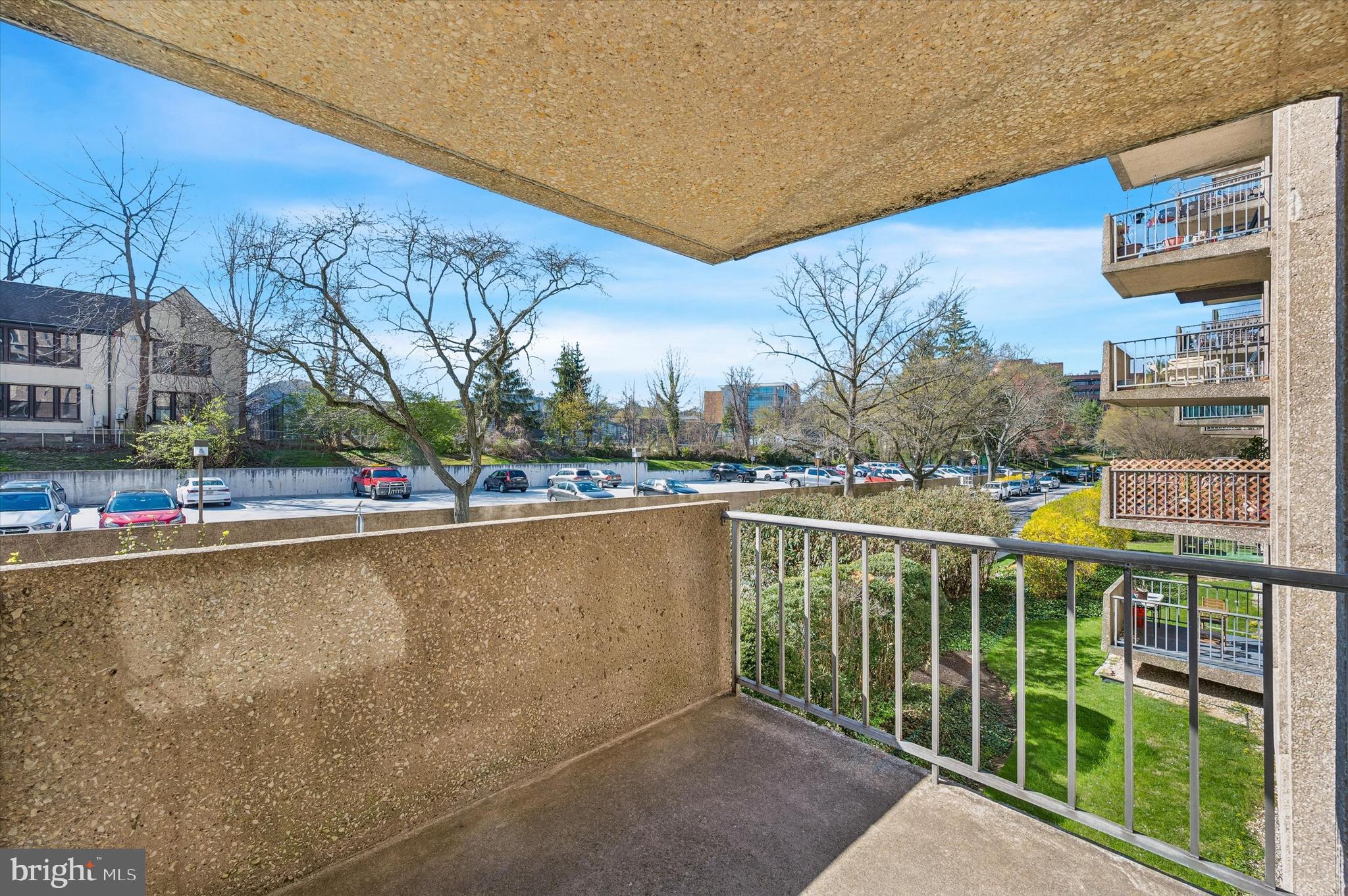 GREEN HILL - Residential