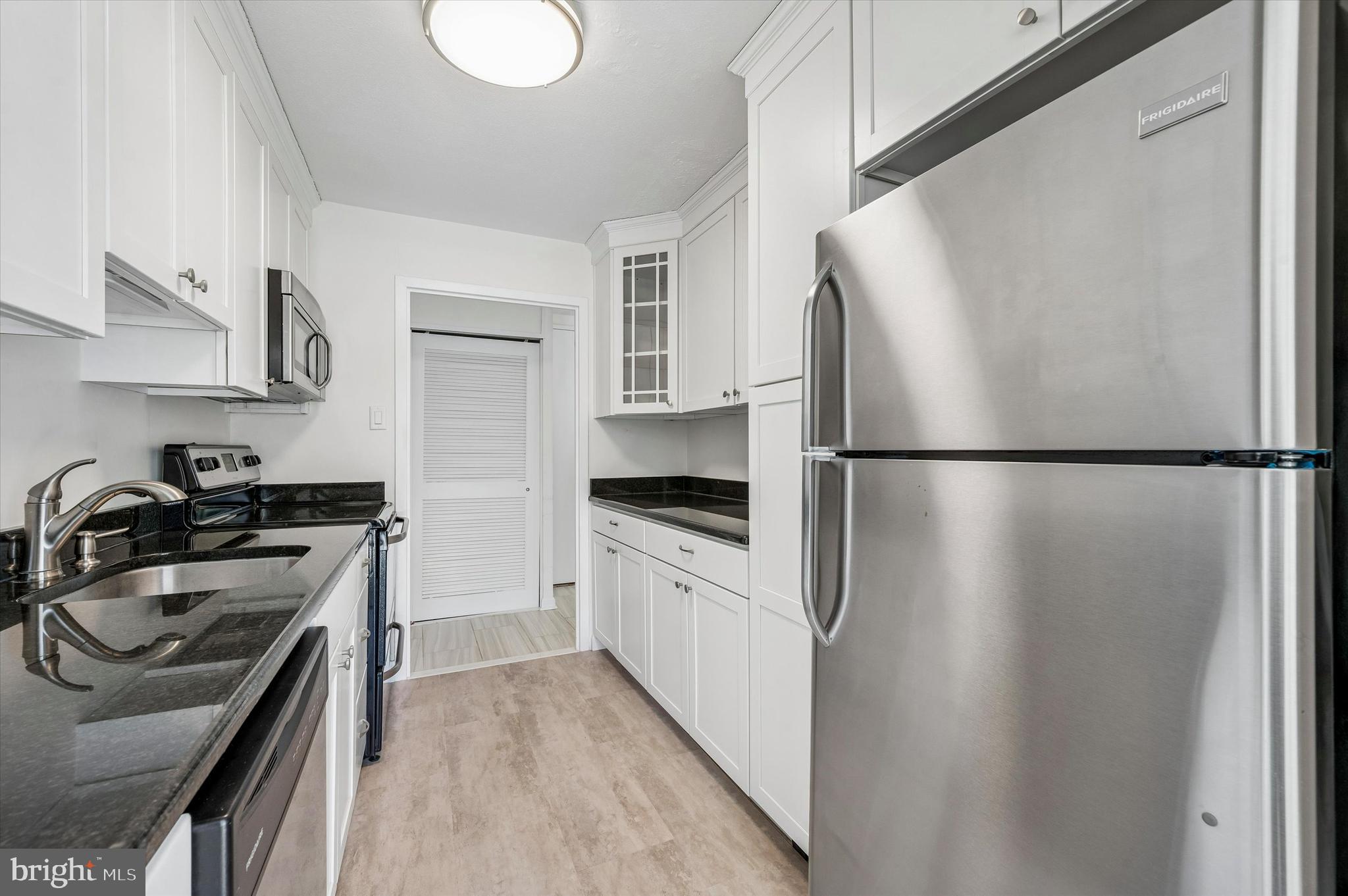 GREEN HILL - Residential