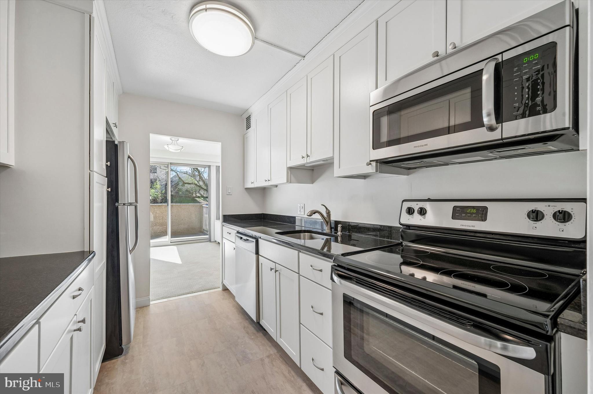 GREEN HILL - Residential