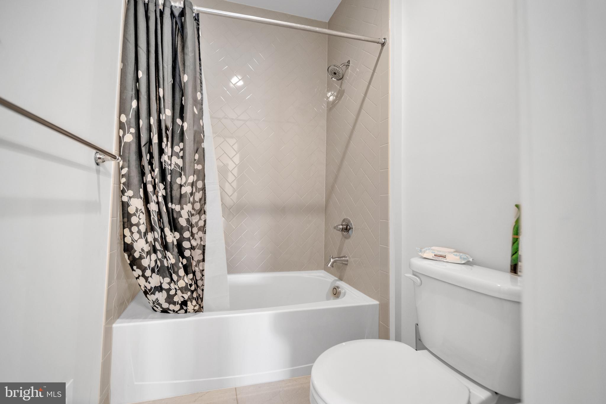 CLARKSBURG - Residential