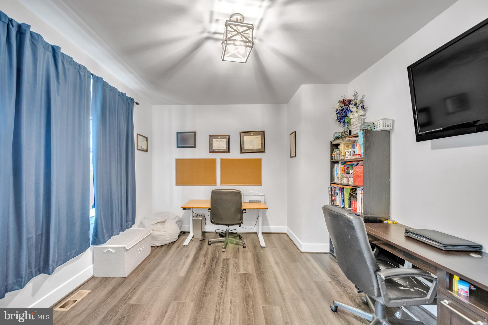 CLARKSBURG - Residential