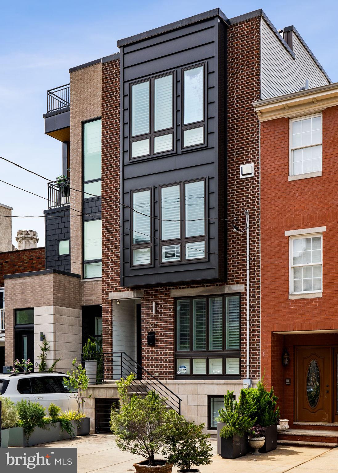 720 S 19TH STREET