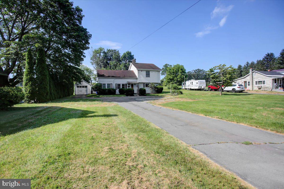 312 ROXBURY ROAD