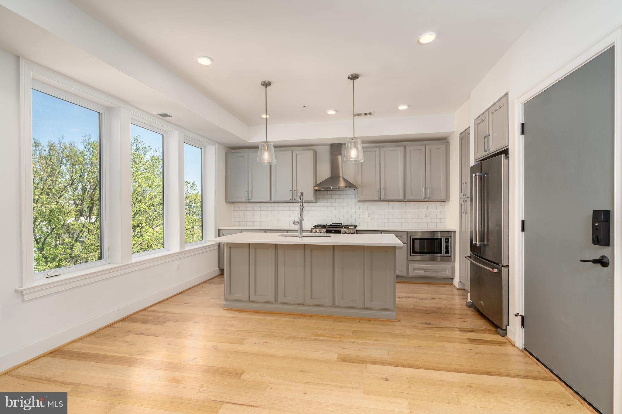 811 UPSHUR STREET NW 10