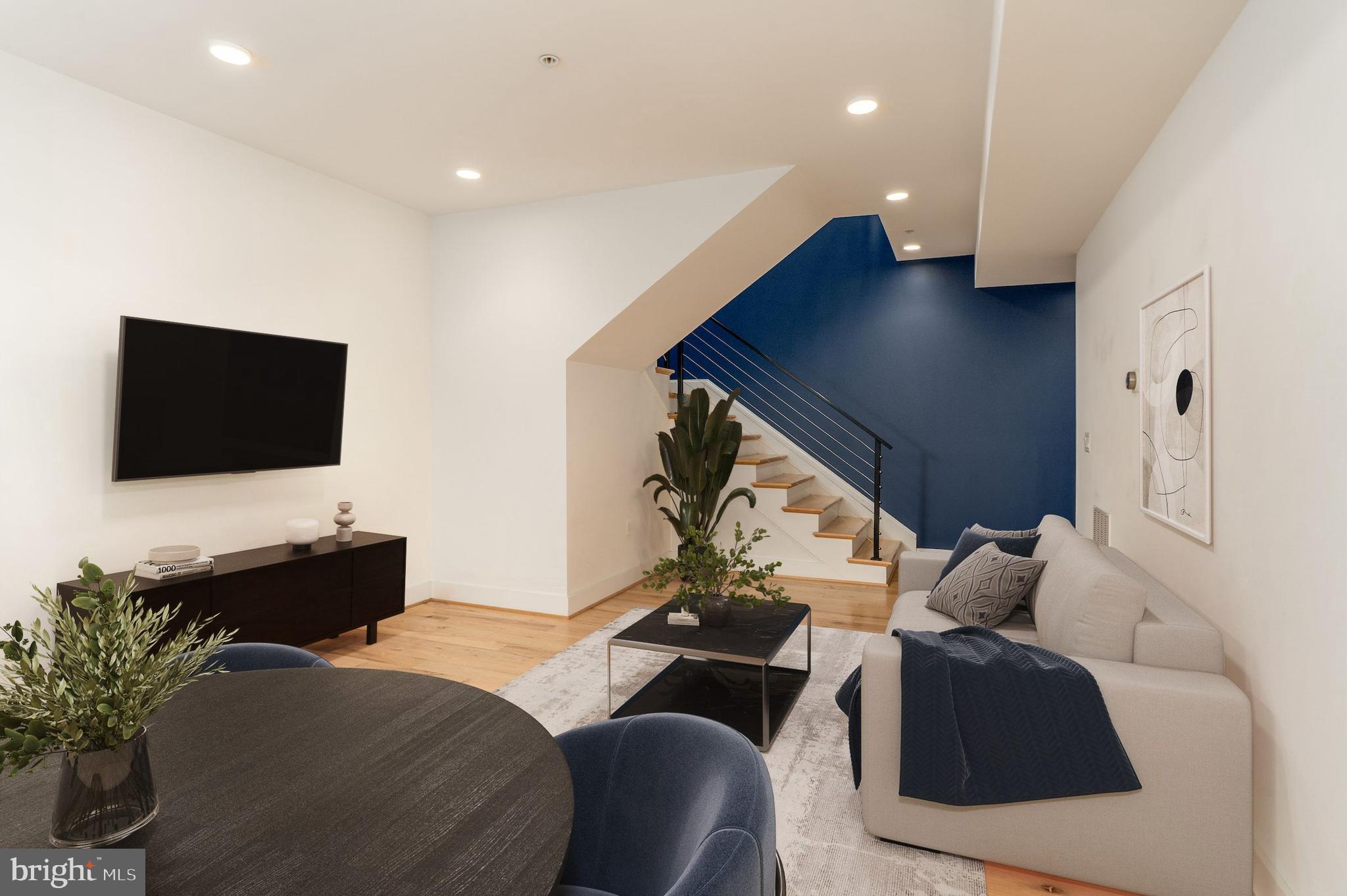 811 UPSHUR STREET NW 10