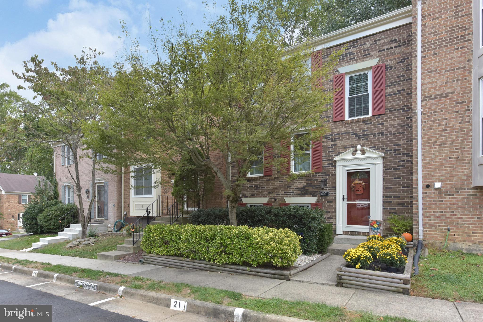 CARDINAL GLEN - Residential