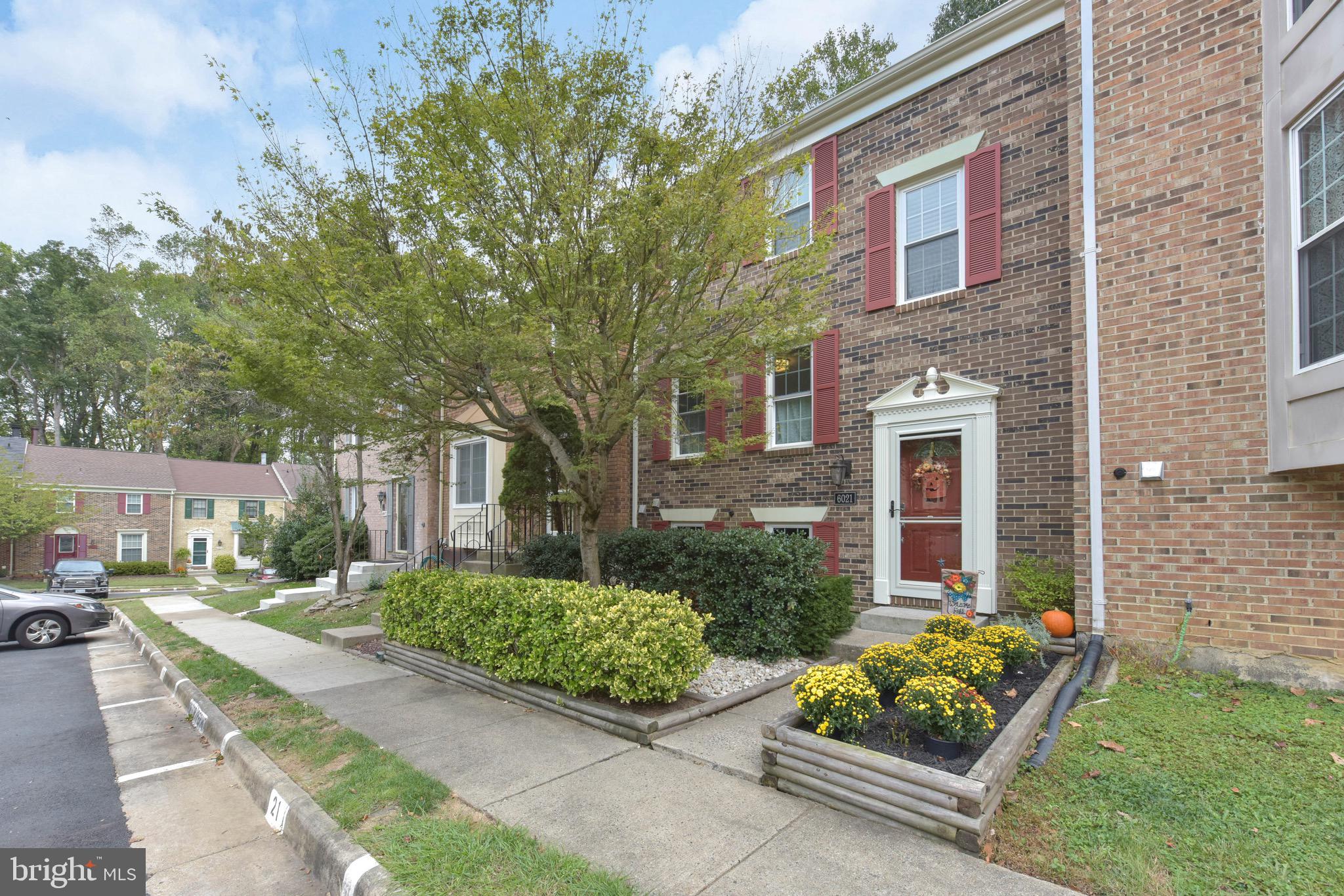 CARDINAL GLEN - Residential