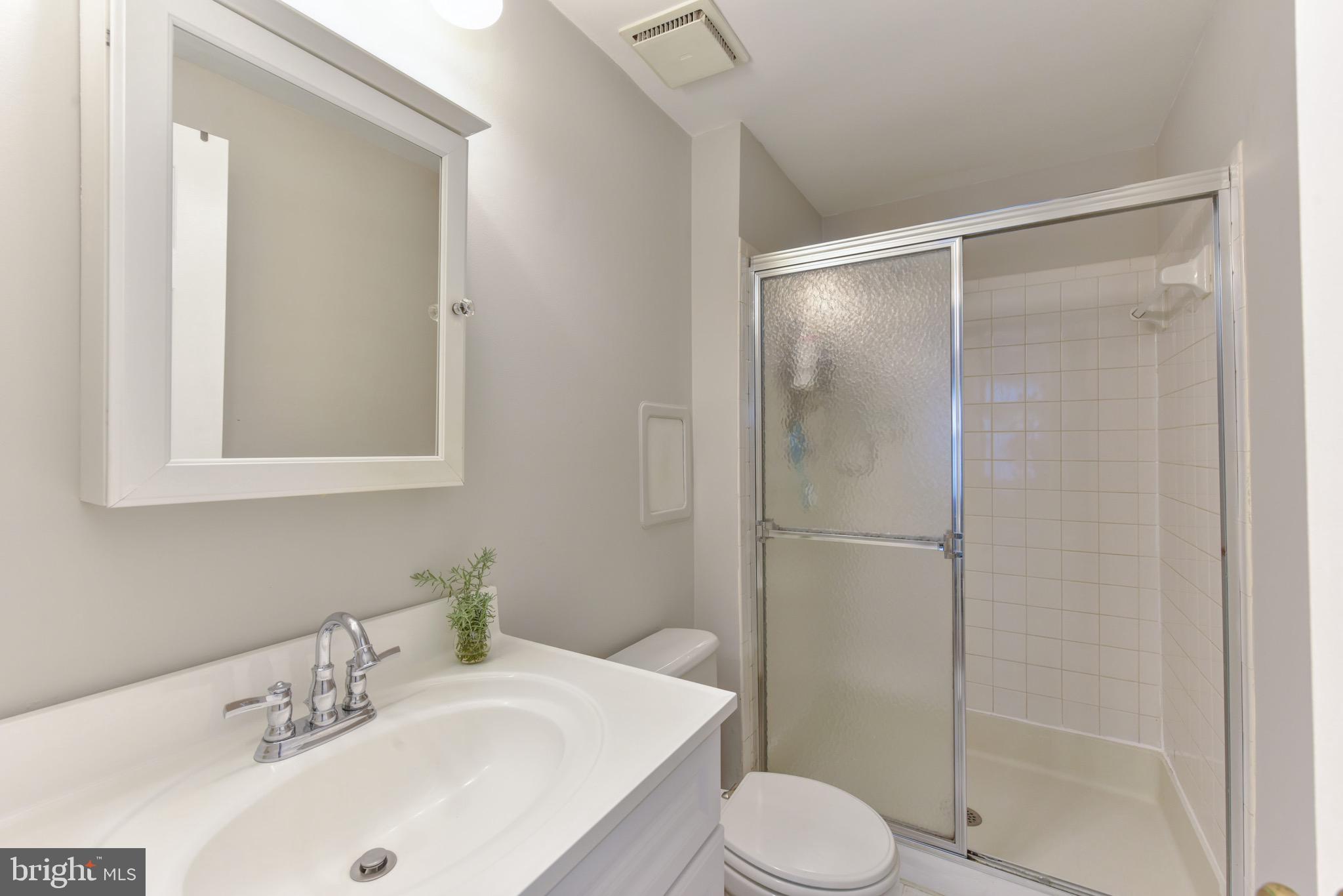 CARDINAL GLEN - Residential