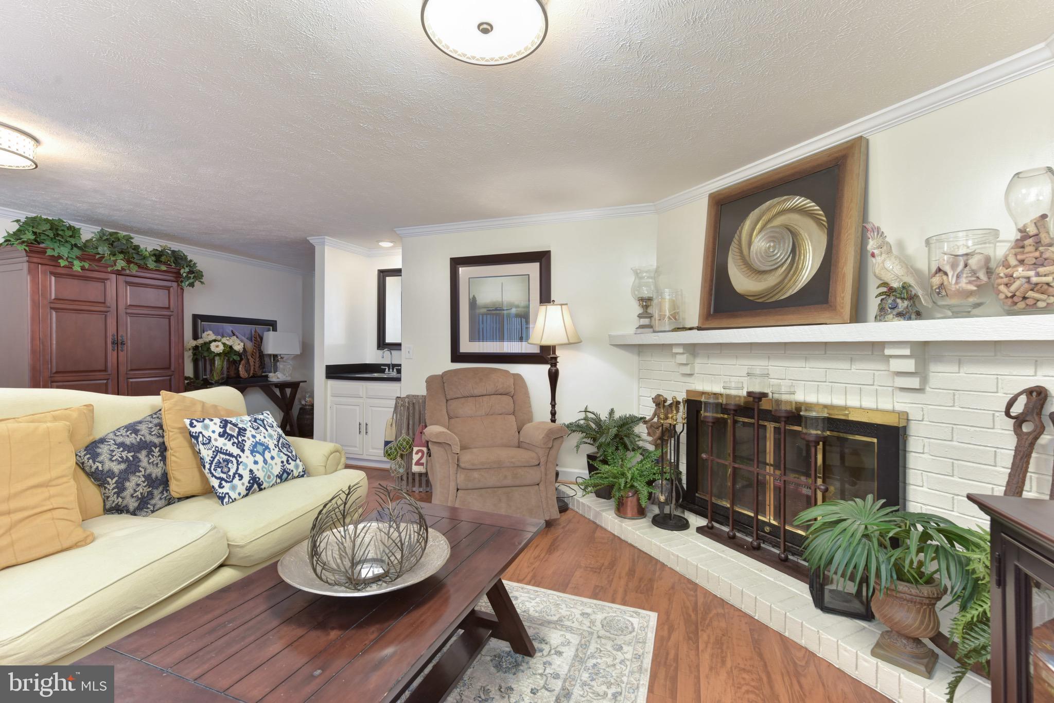 CARDINAL GLEN - Residential