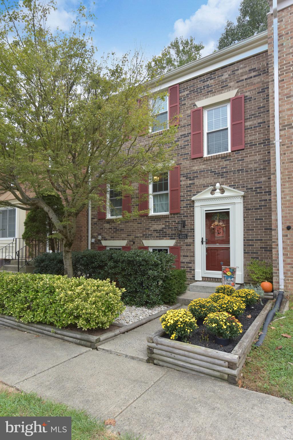 CARDINAL GLEN - Residential