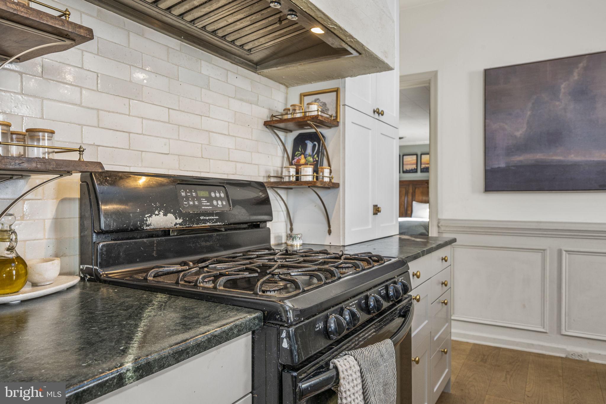 SWEDELAND - Residential