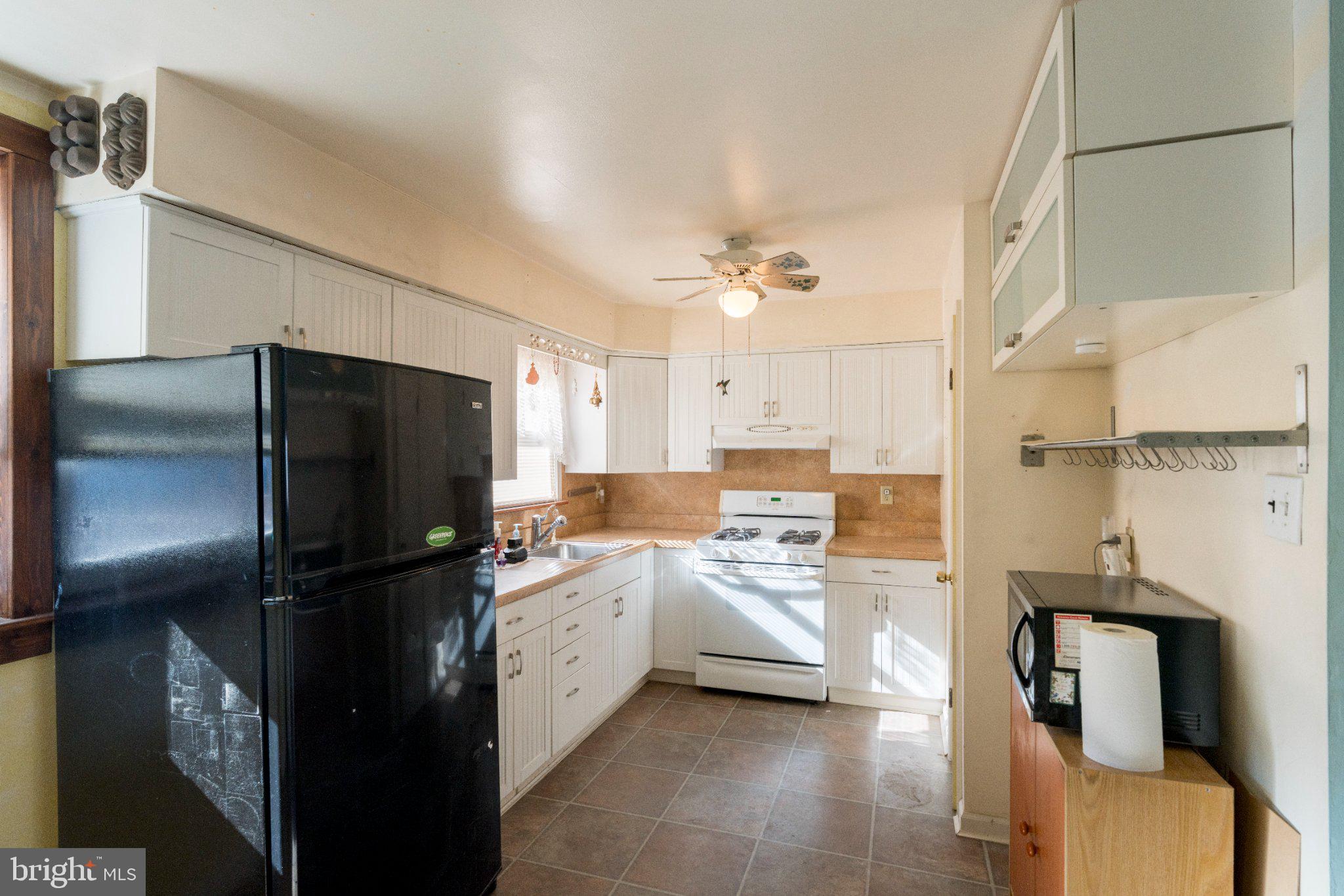 4438 PENNYPACK STREET