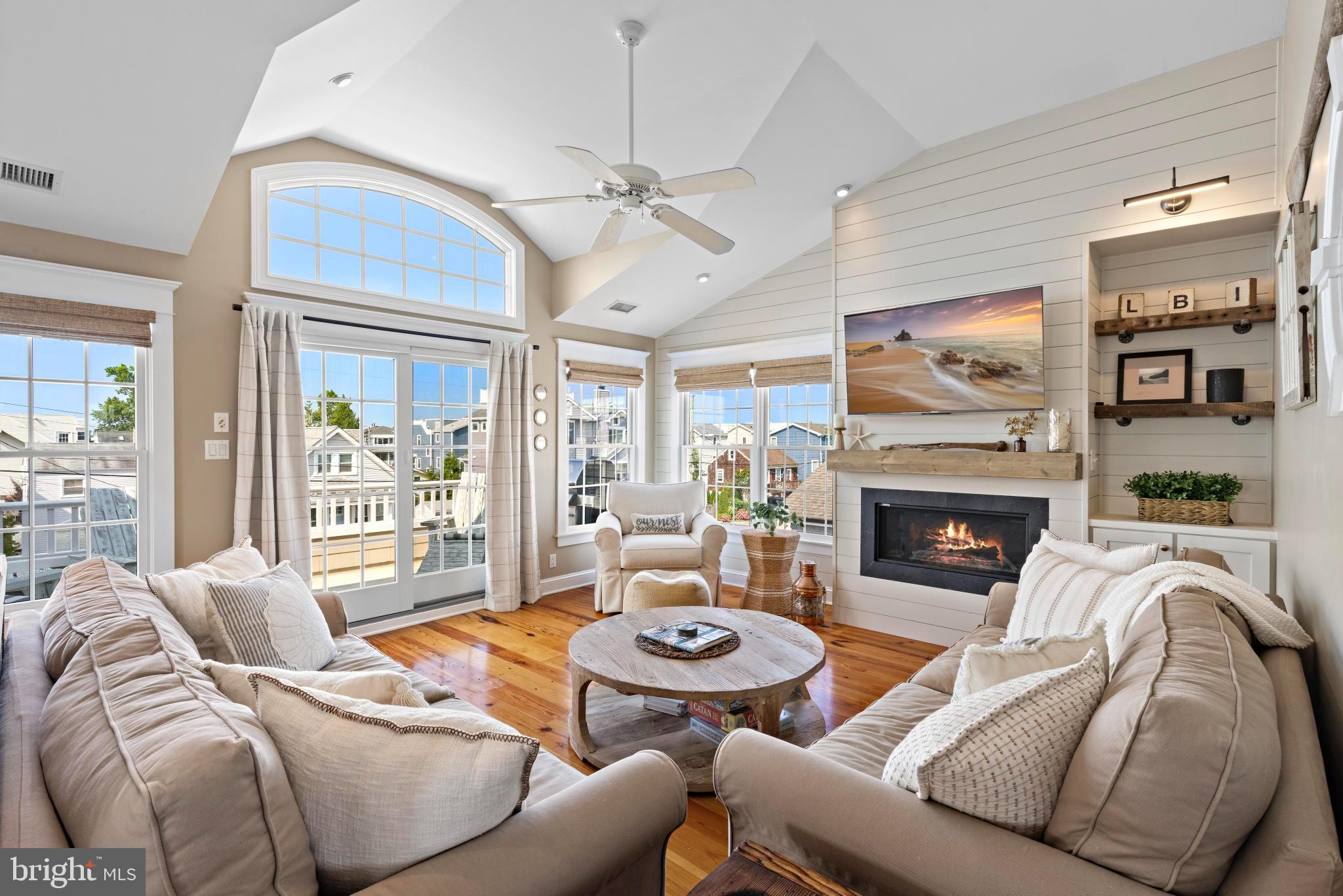 127 W NEW JERSEY AVENUE